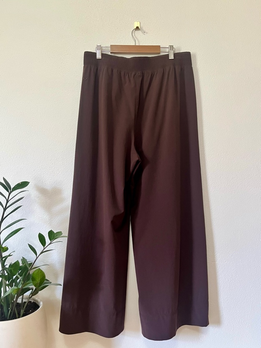 Lululemon Stretch Woven Wide Leg Crop High Rise Cropped Pant Espresso brown L - Picture 9 of 9
